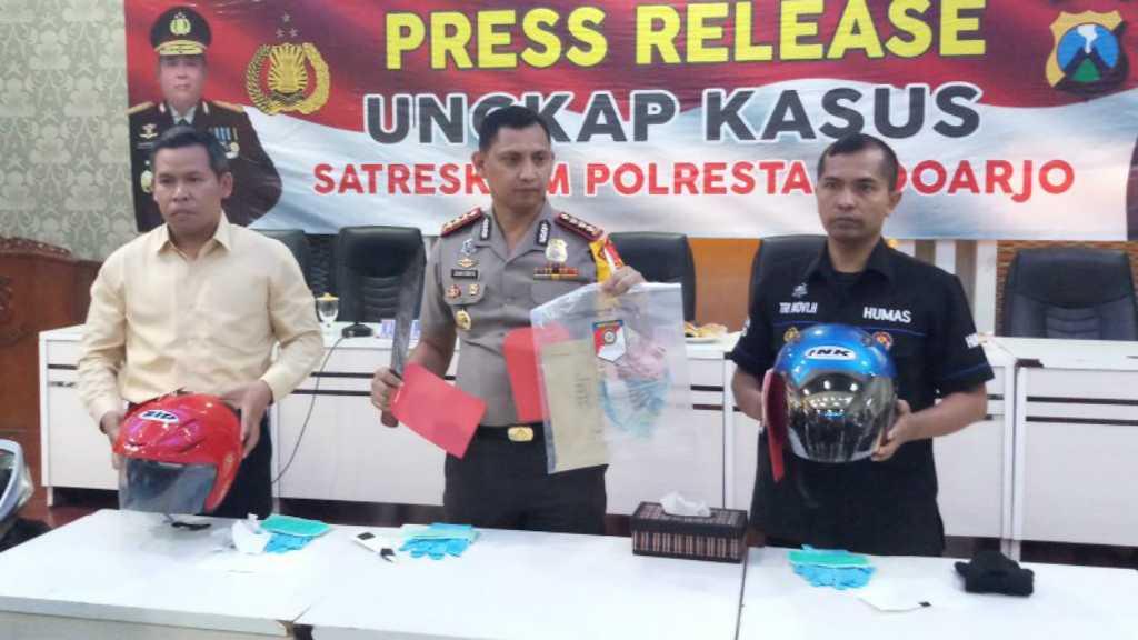 Jual Arak Lokal, Dua Warga Sidoardjo Ini Raup Omzet Rp50 Juta Perbulan