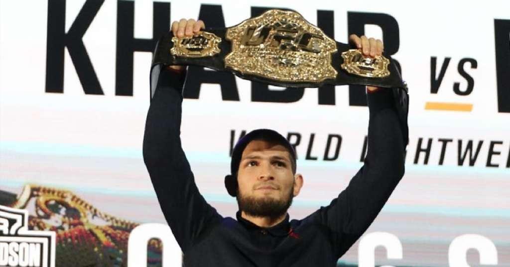Selangkah Lagi Khabib Jadi Petarung Terbaik UFC Sepanjang Masa