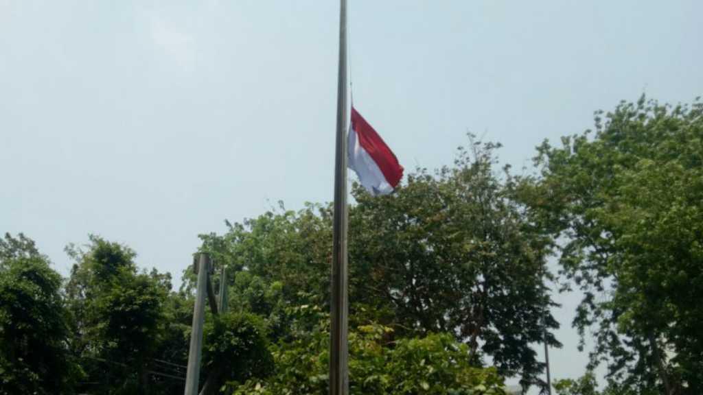 Instansi Pemerintah Kibarkan Bendera Setengah Tiang untuk Hormati Habibie