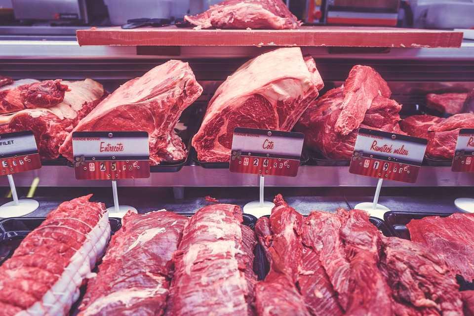 Krisis Daging Babi Mulai Membuat China Keluarkan Stok Daging Babi Beku