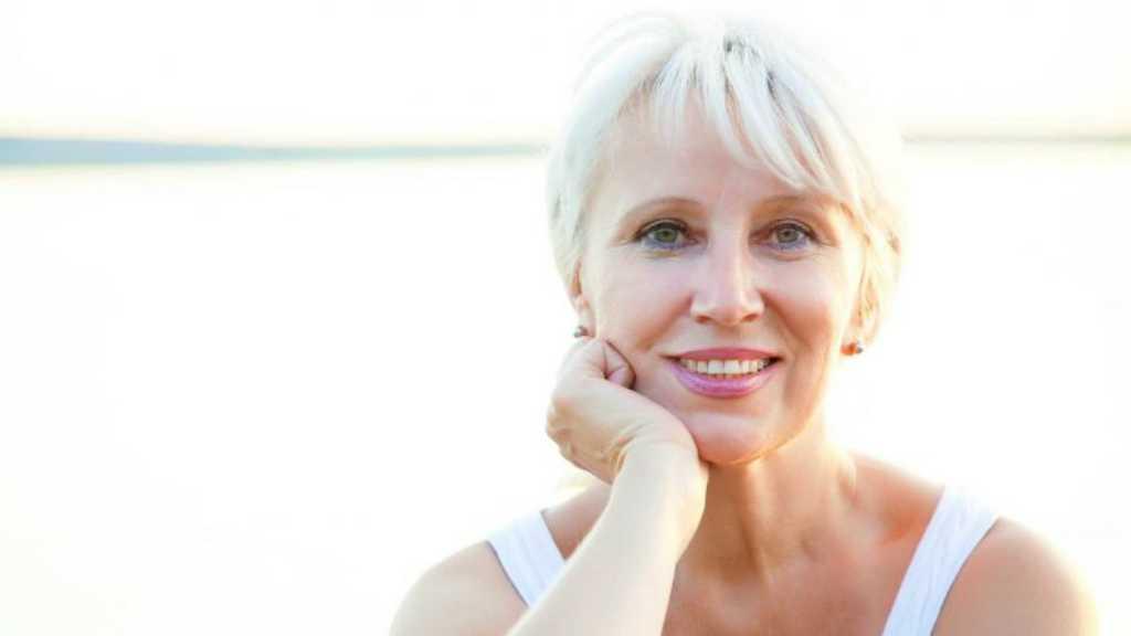 Tak Hanya Faktor Umur, Ini 5 Penyebab Munculnya Uban