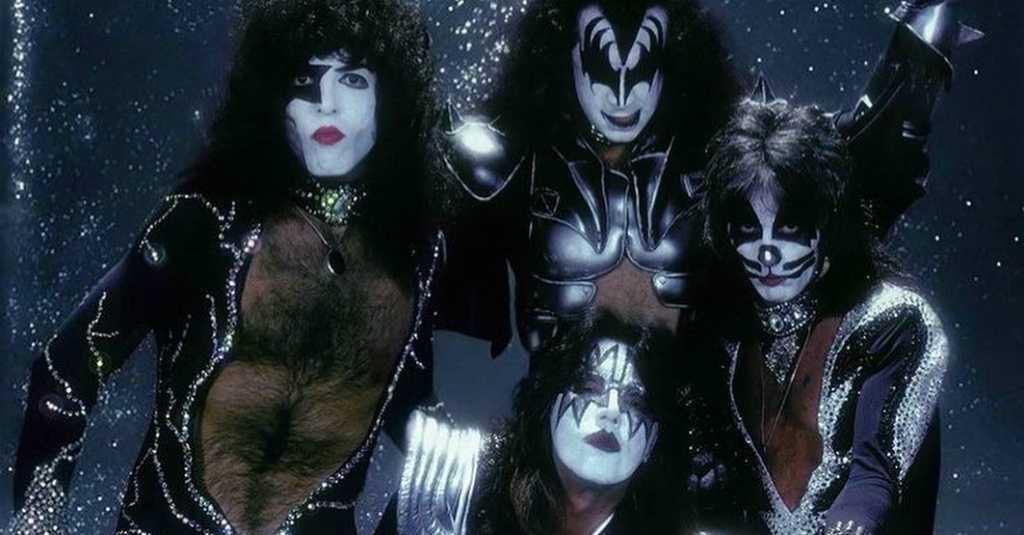 Kiss Batalkan Konser Karena Gane Simmons Harus Jalani Perawatan