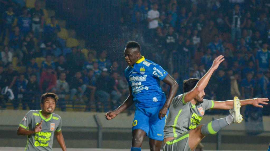 Ezechiel Menghilang Tak Ada Kabar, Pelatih Persib Khawatir
