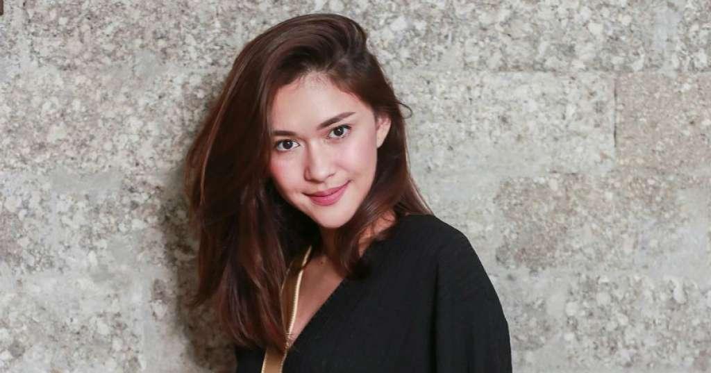 Berkesempatan Wawancara Brad Pitt, Nana Mirdad Kegirangan