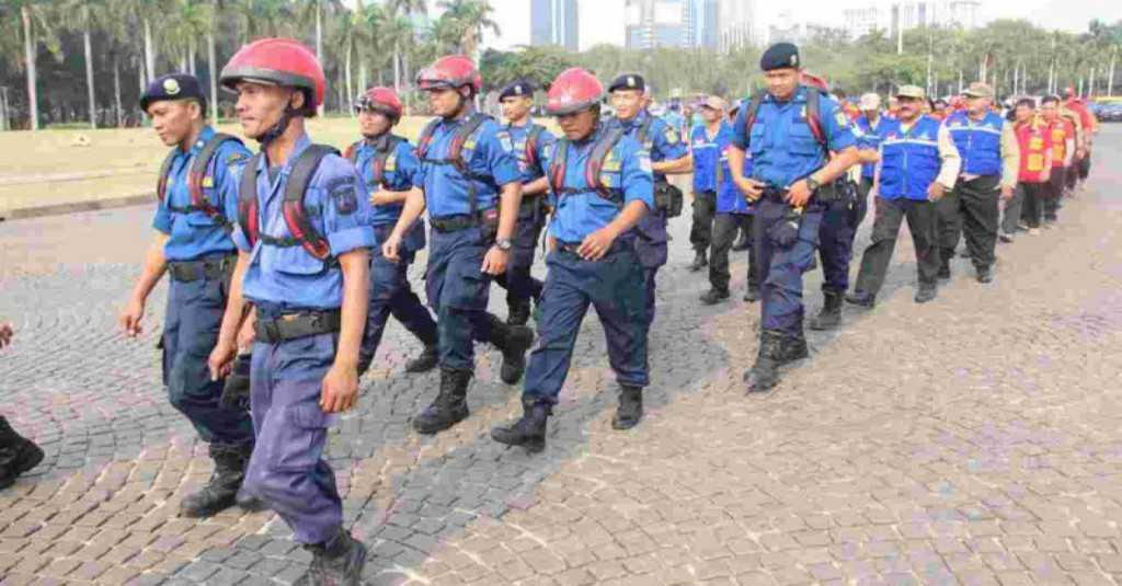 Riau Tolak Bantuan 65 Personel DKI untuk Atasi Karhutla, Ini Kata Anies
