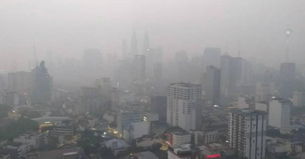 Asap Karhutla Kiriman Semakin Parah, 123 Sekolah di Malaysia Diliburkan