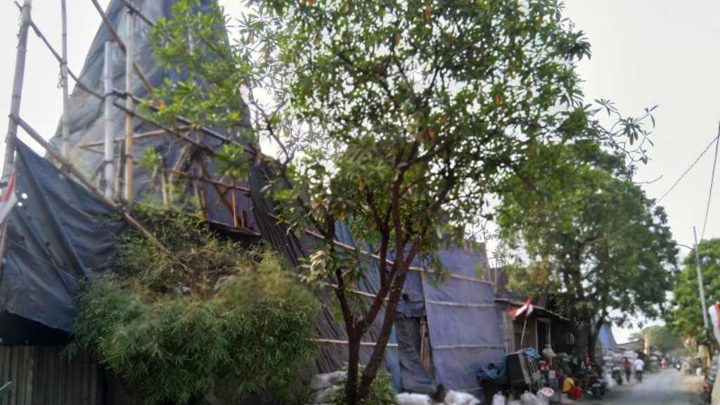 Industri Pembakaran Arang dan Peleburan Timah di Cilincing Akhirnya Ditutup