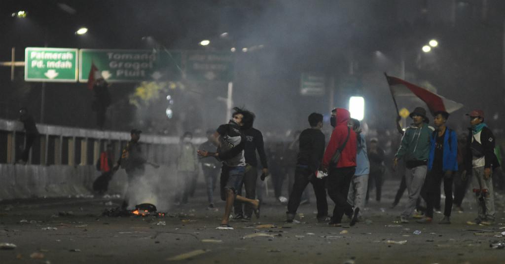 Peserta Aksi: Perusuh Demonstrasi di DPR Semalam Bukan Mahasiswa