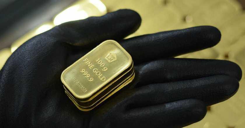 Milennials Mulai Melek Investasi Emas Batangan Nih