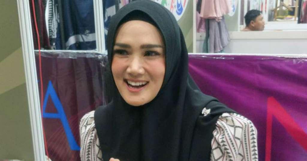 Digosipkan Gugat Cerai Ahmad Dhani, Begini Reaksi Mulan Jameela