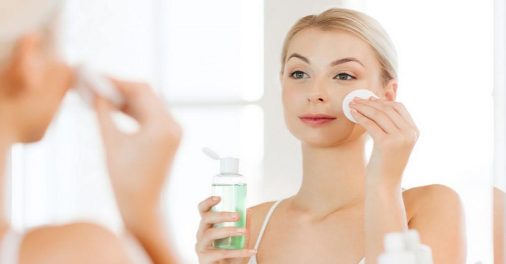 Sesuaikan Pembersih Muka dengan Make Up yang Dipakai