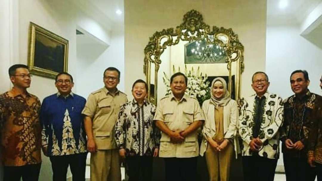 Lakukan Diplomasi Bakso, Ini yang Dibahas Prabowo dengan Ketum PPP Semalam