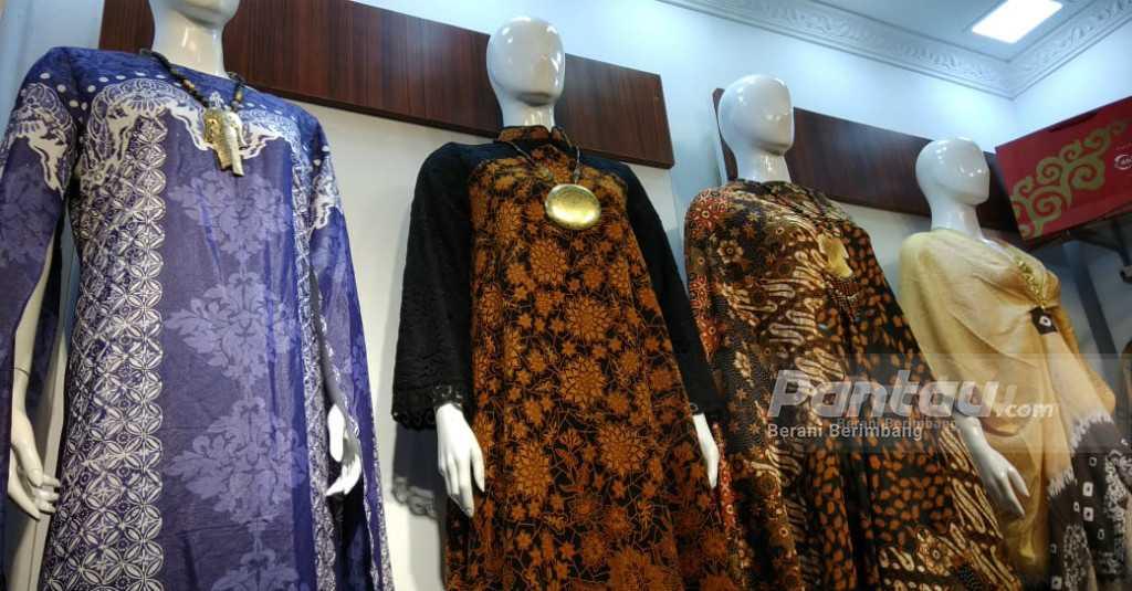 Hari Batik Nasional, 3 Batik Ini Terkenal Dengan Harga Paling Mahal