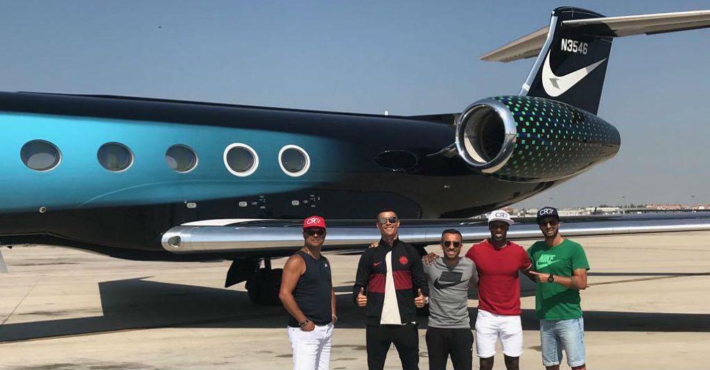 Warbiyasa! 5 Pesepakbola Top Ini Miliki Jet Pribadi Super Mahal