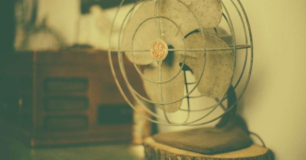 Bahaya! Gunakan Kipas Angin saat Suhu Panas Justru Naikkan Tekanan Darah