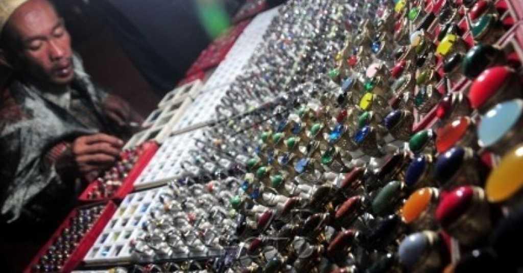 Seukuran Ibu Jari, Harga Batu Pertama Kalimaya Capai Rp20 Juta