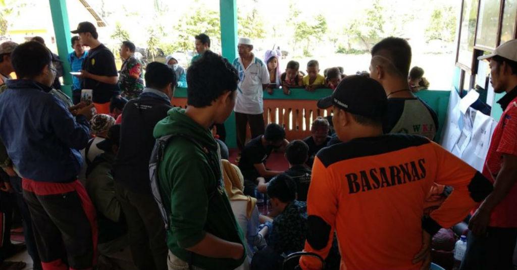 Menegangkan! Begini Evakuasi 13 Pendaki Gunung Raung yang Kebakaran