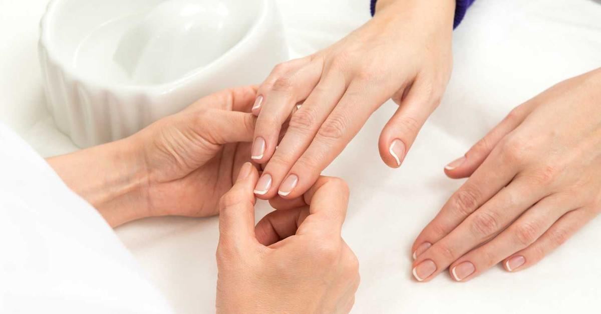 Tips Mudah Merawat Kuku Agar Tetap Cantik Secara Alami