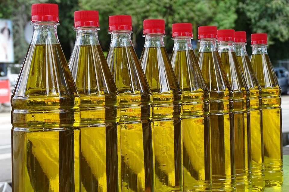 INDEF Dorong Kemasan Minyak Goreng Ramah Lingkungan