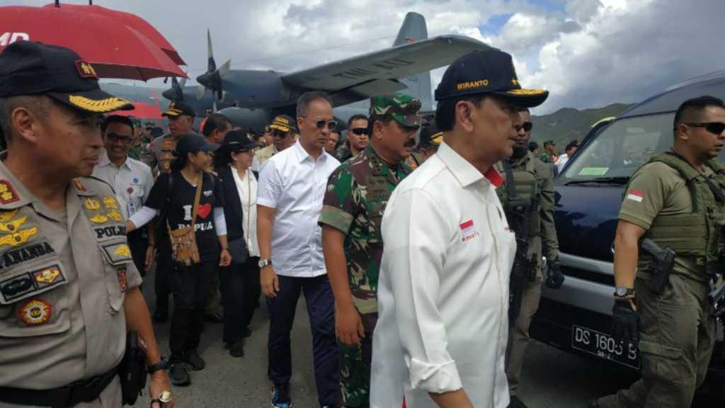 Wiranto dan Rombongan Pejabat Negara Berkunjung ke Wamena Papua