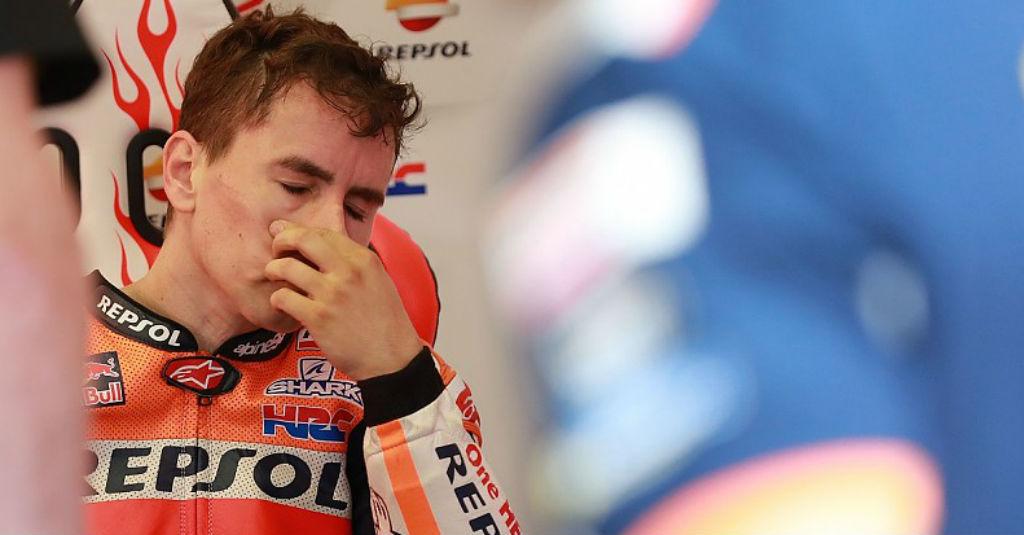 Lorenzo Usai Mentas di GP Thailand: Motor Terlalu Rumit, Tak Bisa Melambat