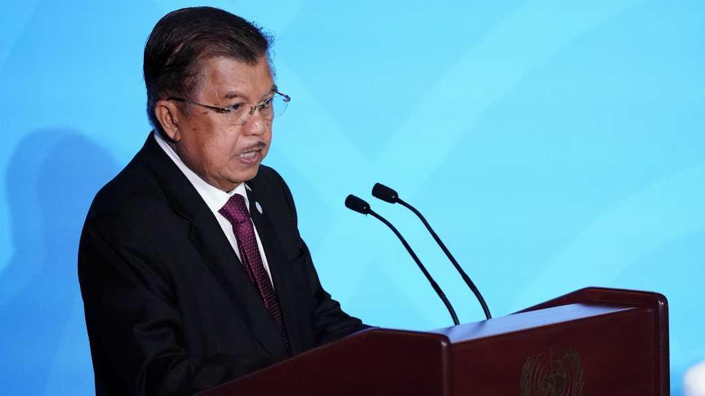 Sentil Keras KPI, JK: Anda Tidak Bisa Bekerja Hanya Berdasarkan UU