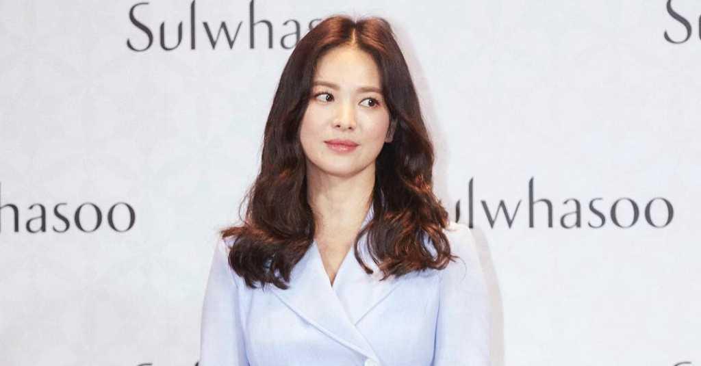 Rayakan Hari Hangul, Song Hye Kyo Donasi 10 Ribu Buku