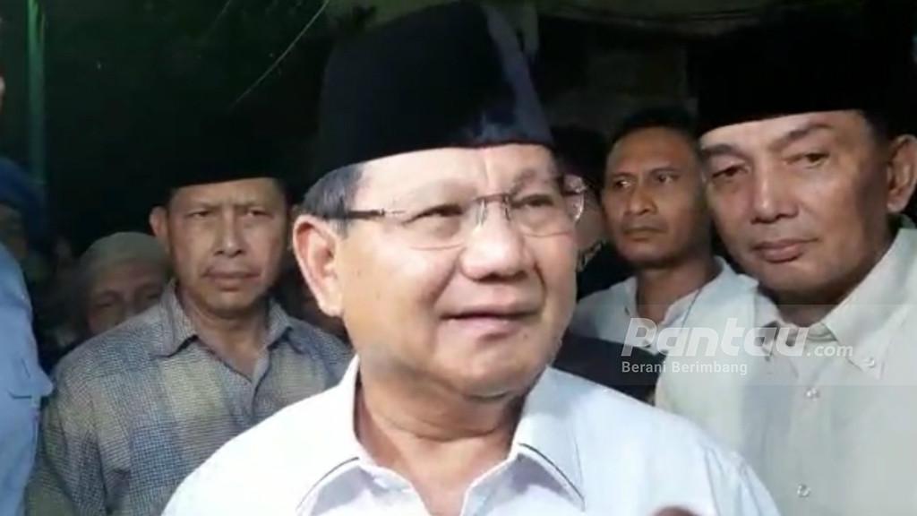 Prabowo Tegaskan Penusukan yang Dialami Wiranto Bukan Rekayasa
