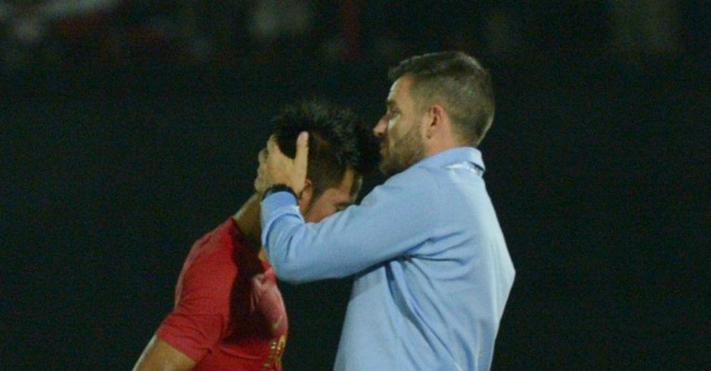 Simon McMenemy Berikan Pembelaan atas Pelanggaran Yanto Basna