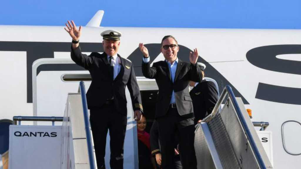 Qantas Lakukan Penerbangan Bersejarah 19 Jam Non-Stop Rute NY ke Sydney