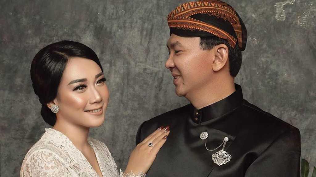 Foto Pernikahan Ahok-Puput Diunggah ke Medsos, Mesra Berbalut Busana Jawa