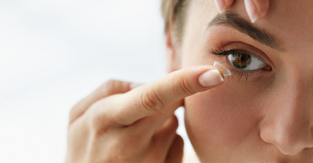 4 Tips Aman Menggunakan Softlens, Kamu Wajib Tahu!