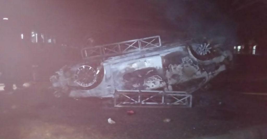 Laga PSIM Yogyakarta vs Persis Solo Ricuh, Mobil Polisi Jadi Sasaran