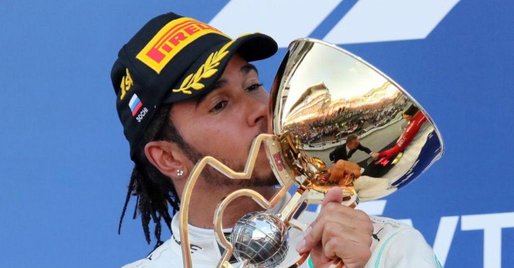 Sedikit Lagi Hamilton Samai Rekor Juara Dunia Milik Schumacher