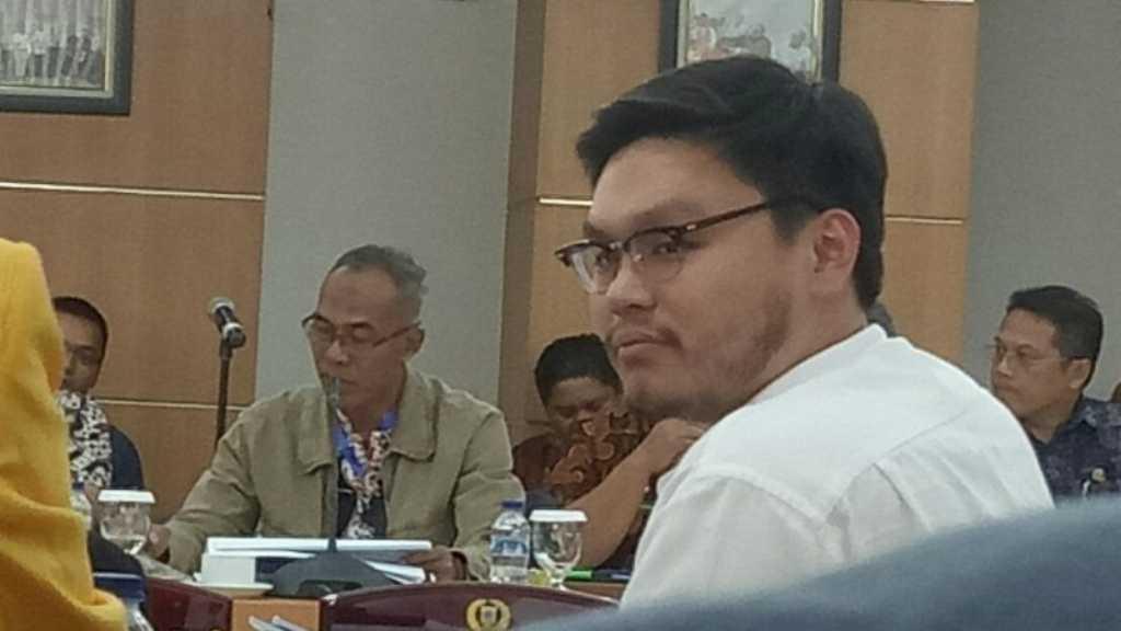 Ditegur Wakil Ketua Komisi DPRD Soal Lem Aibon, Begini Reaksi William PSI