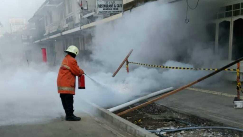 Viral Kabel Bawah Tanah Terbakar di Cikini, Ini Penyebabnya Kata PLN