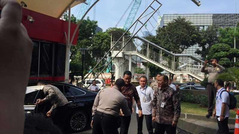 Mensos Juliari Batubara Sambangi Gedung KPK, Ada Apa?