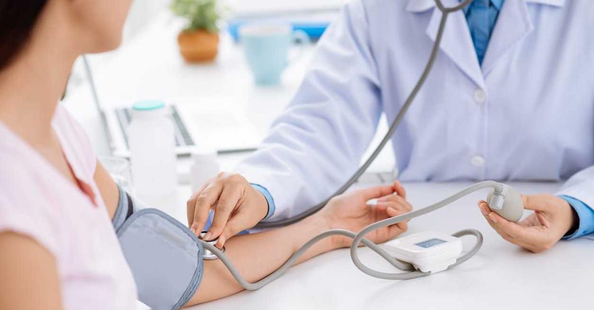 Perubahan Cuaca Ternyata Bisa Pengaruhi Tekanan Darah, Lho!