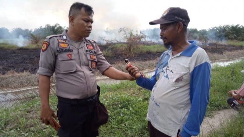 Miris! Seorang Guru Tertangkap Tangan Sedang Bakar Lahan di Riau
