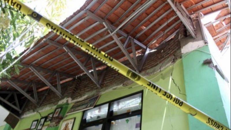 SD di Pasuruan Ambruk dan Tewaskan Murid, DPRD Minta Pemerintah Serius
