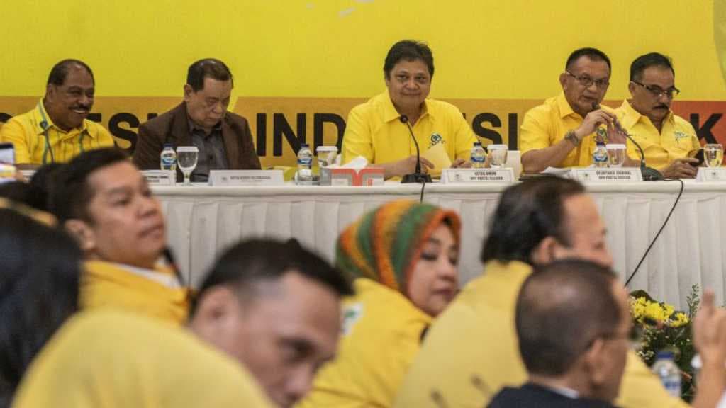Nusron Wahid: Tidak Ada Restu dari Jokowi untuk Airlangga dan Bamsoet