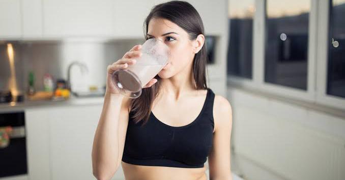 Benarkah Minum Susu Bisa Turunkan Berat Badan dengan Cepat?