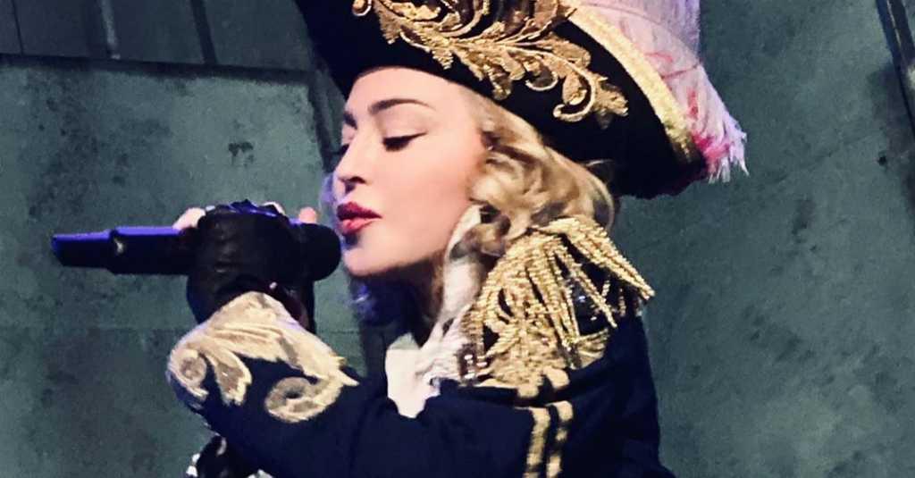 Gara-gara Telat Datang Saat Konser, Madonna Dituntut Penggemar