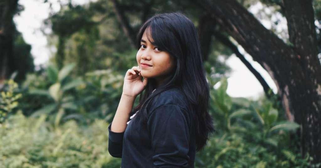 Hanin Dhiya Rilis Single 'Where Is The Love' Kolaborasi dengan NIve