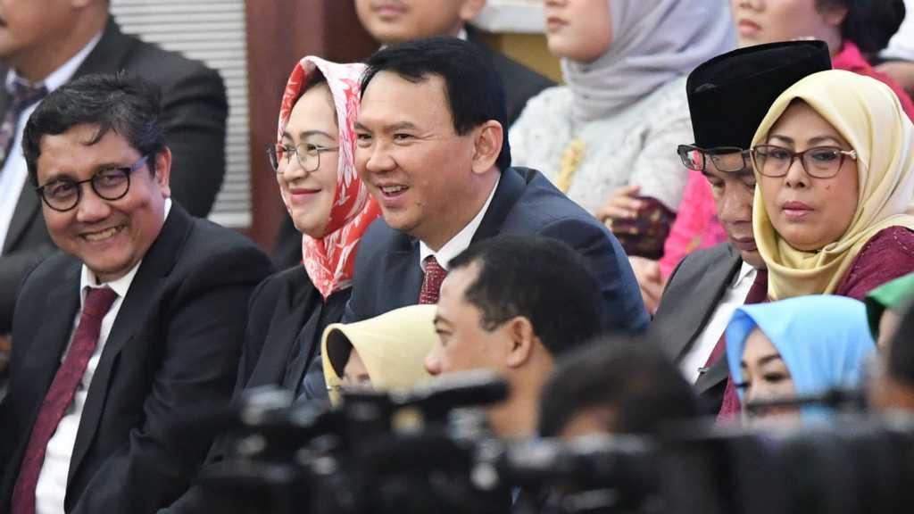 Menko Perekonomian Airlangga Hartarto Angkat Bicara Soal Ahok Masuk BUMN
