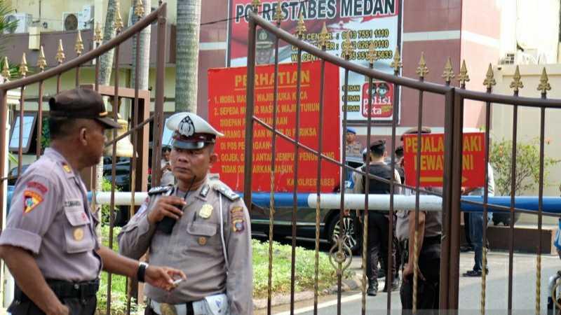 Ledakan di Mapolrestabes Medan Diduga Bom Bunuh Diri, Densus Olah TKP