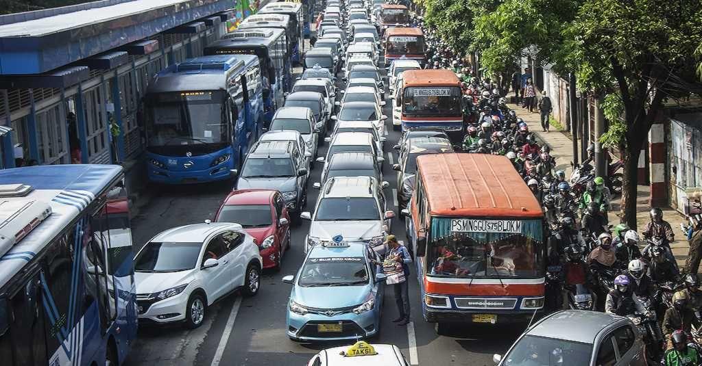 BPTJ Sebut Penggunaan Angkutan Umum di Jabodetabek Baru Mencapai 30 Persen