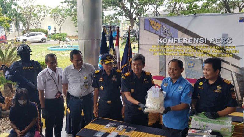 Penyelundupan 2 Kg Sabu Dalam Microwave di Bandara Ahmad Yani Digagalkan