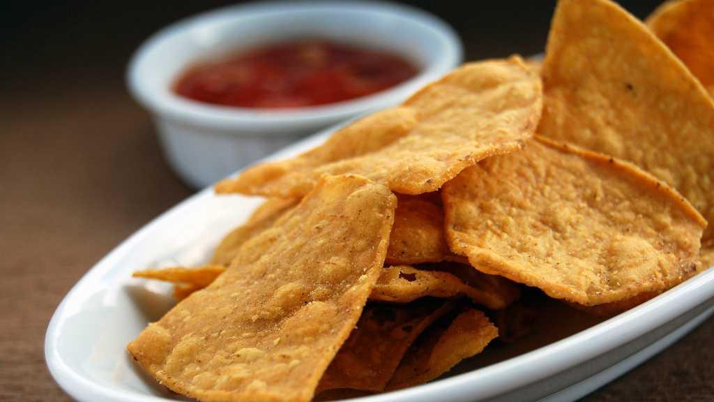 5 Alasan Kenapa Kamu Tergila-gila Sama Keripik Asin