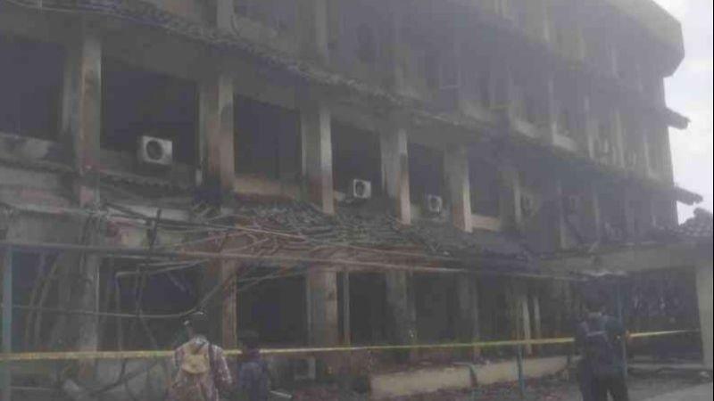 Polrestro Bekasi Kota Masih Selidiki Penyebab Kebakaran di SMK Yadika